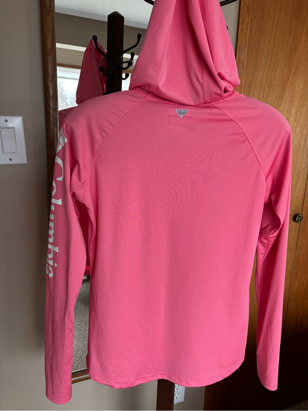Columbia PFG Omni-Shade Sun Protection Pink Hooded Swim Cover-Up Long Sleeve